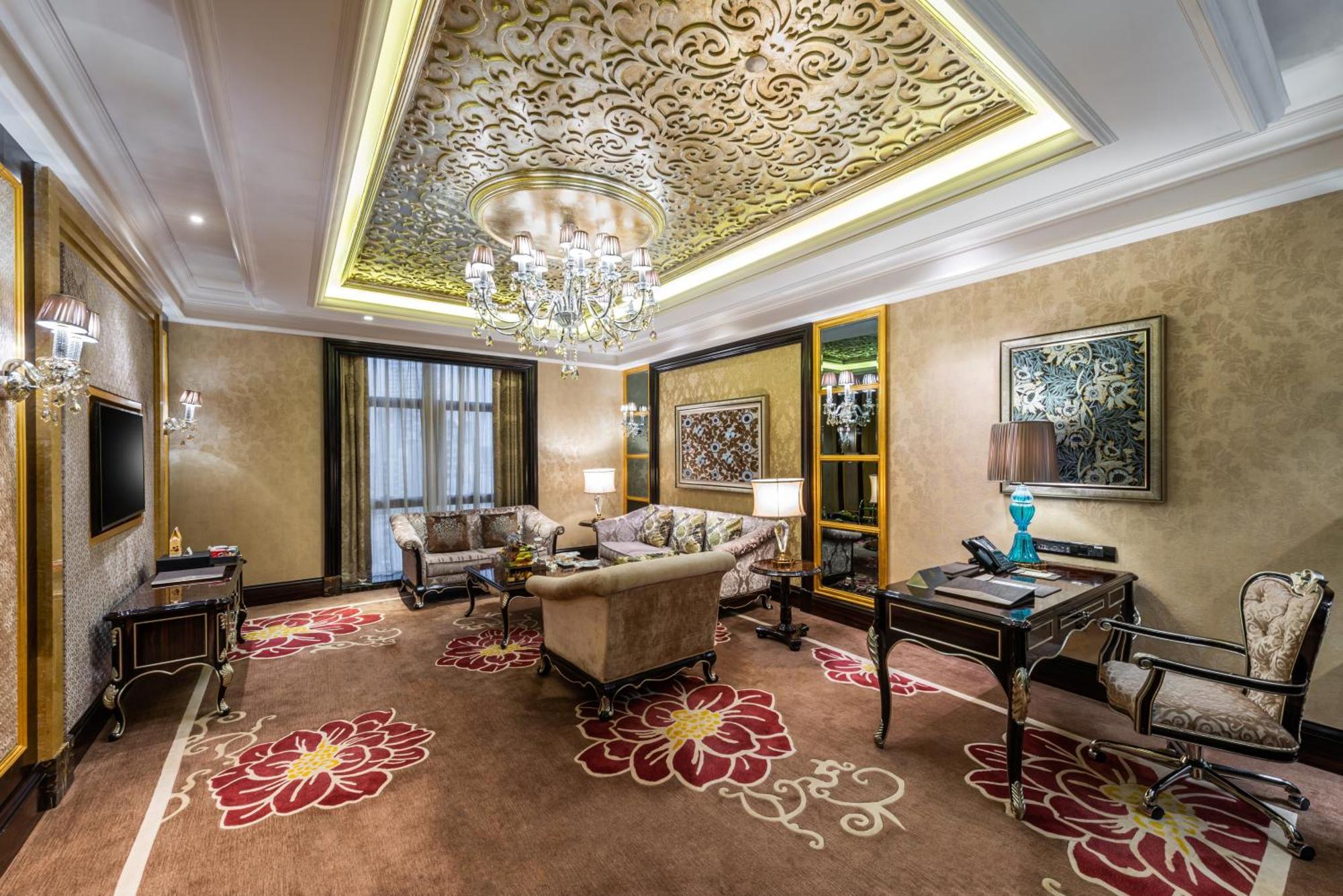 Narcissus Riyadh Hotel & Spa Bagian luar foto A suite at the hotel