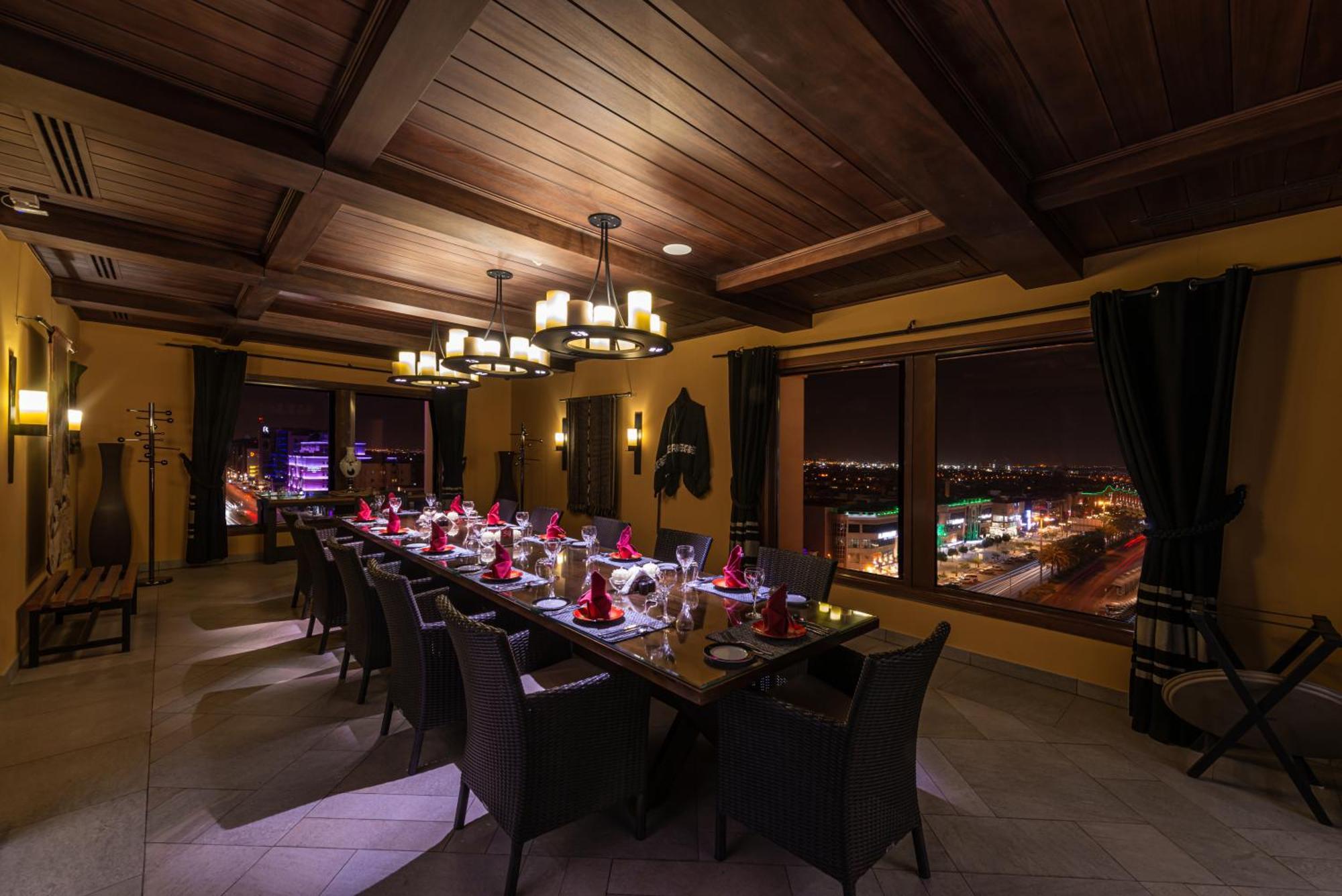 Narcissus Riyadh Hotel & Spa Bagian luar foto The restaurant